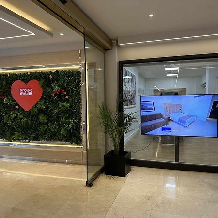 Estudio Pyr Privado Frente Al Puerto De 푸엔히롤라 외부 사진