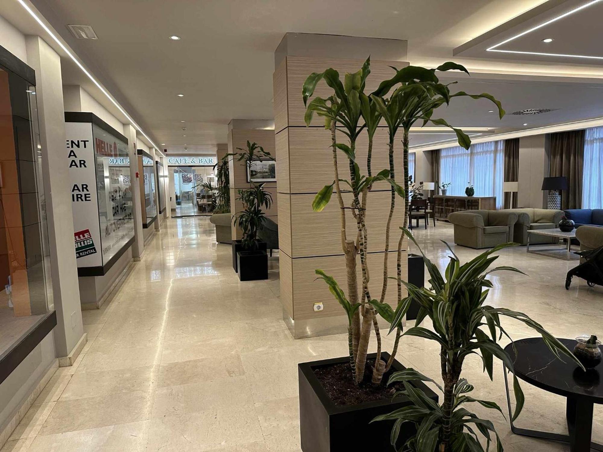 Estudio Pyr Privado Frente Al Puerto De 푸엔히롤라 외부 사진
